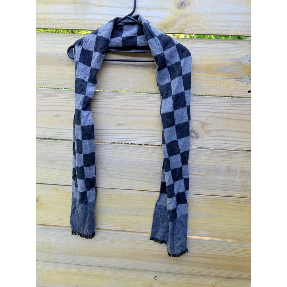 Charles's Wain New York Grey Checkered Scarf Cotton Viscose Blend Fringe Trim